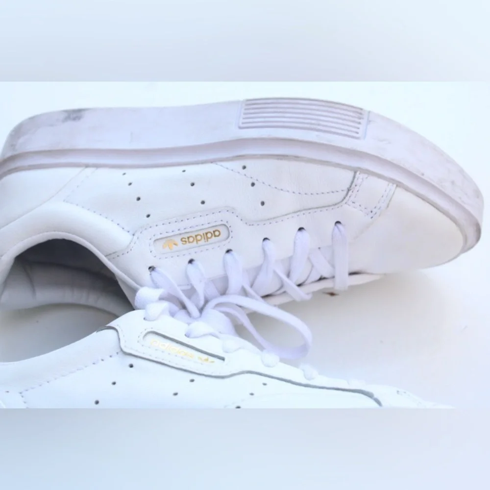 Adidas Sleek sneakers